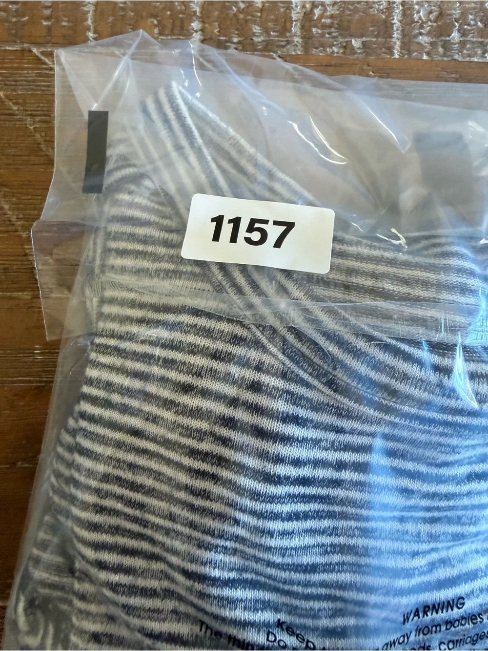 Banana Republic Luxespun Striped Curved Hem Long Sleeve Tee Gray Large